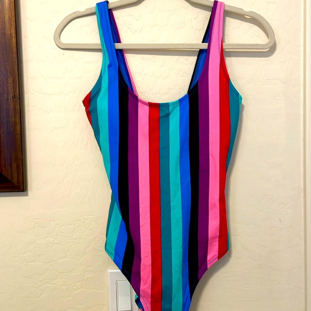 Old Navy multi colored suit